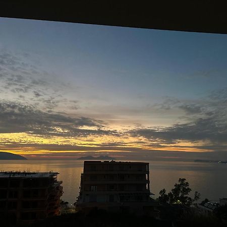 Sea View Apartment Vlore Exterior photo