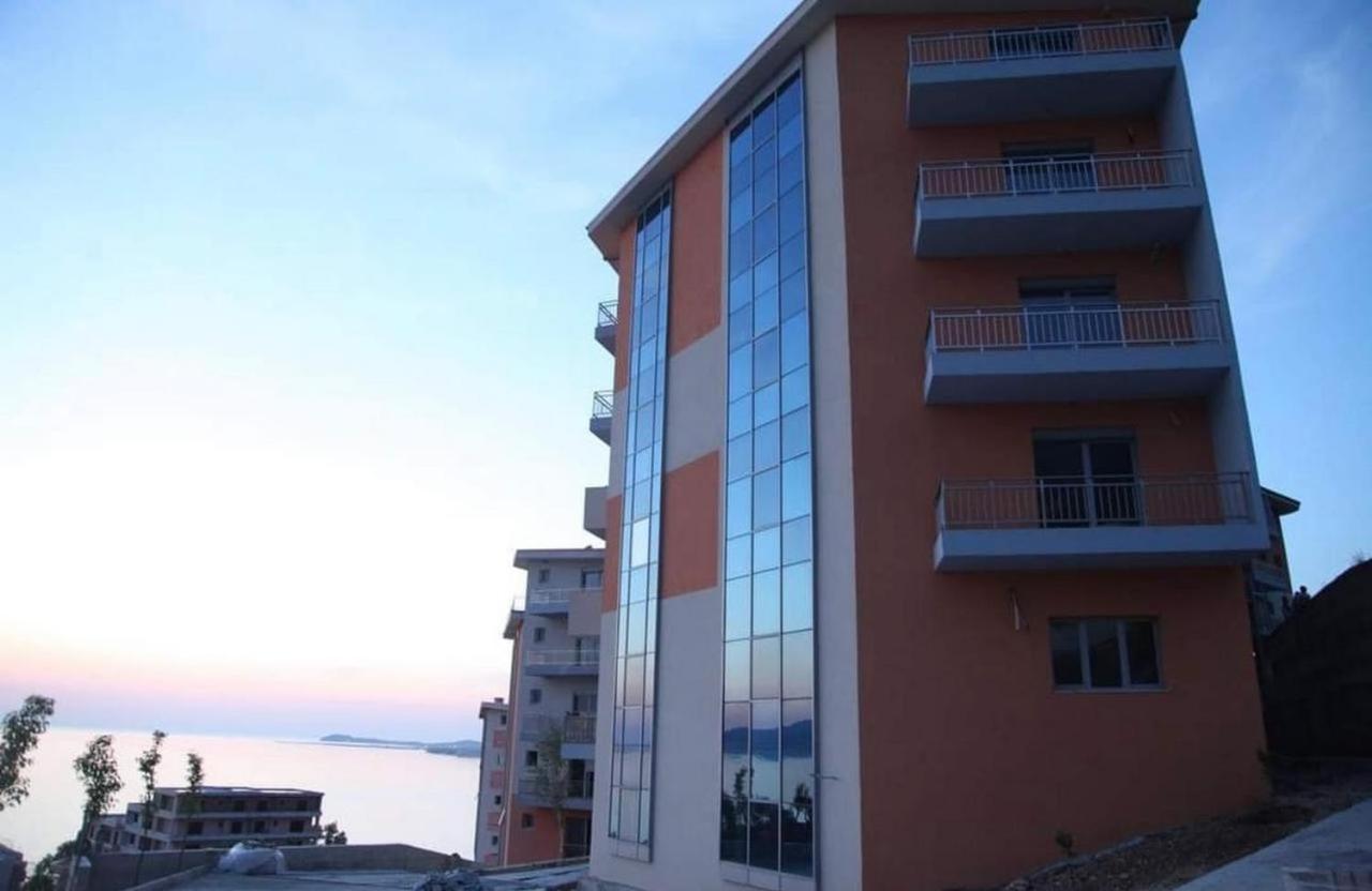 Sea View Apartment Vlore Exterior photo
