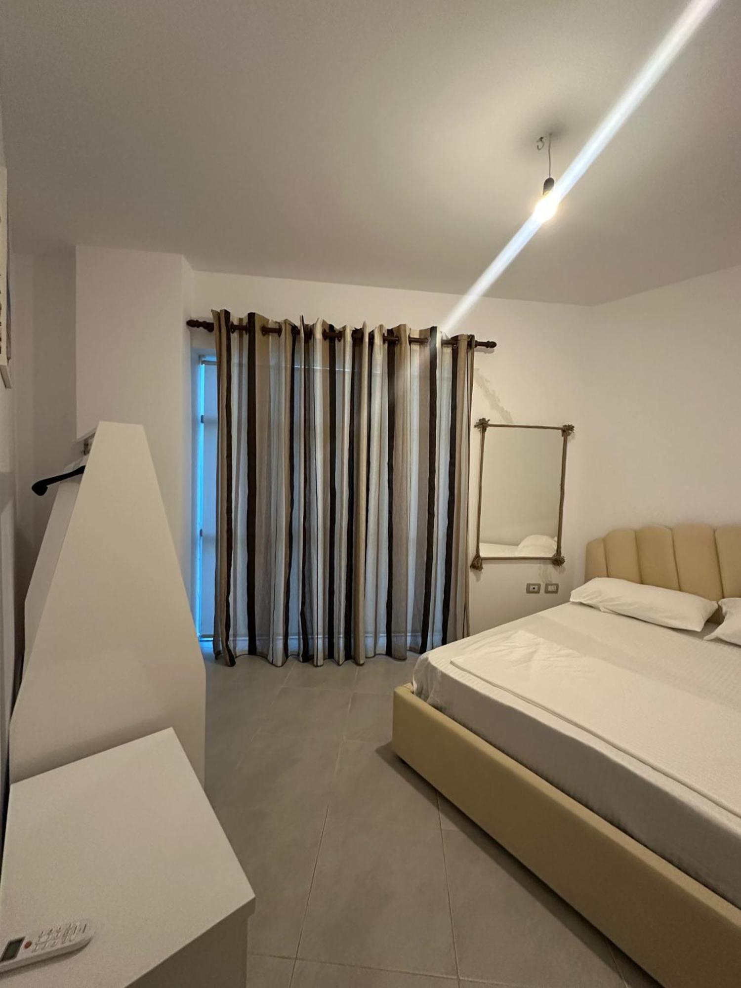 Sea View Apartment Vlore Exterior photo