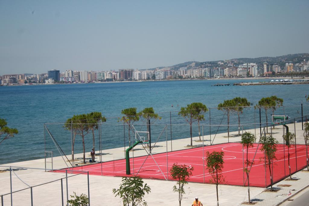 Sea View Apartment Vlore Exterior photo